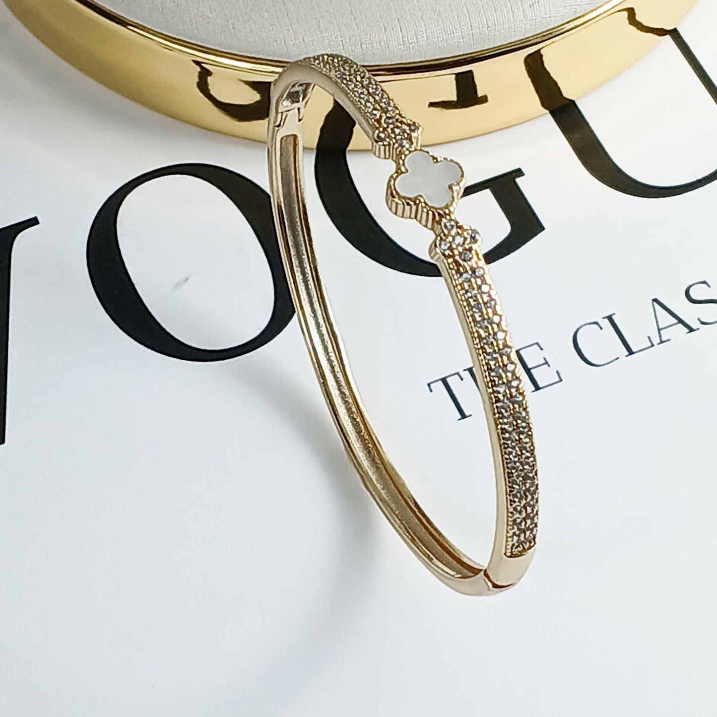 Luxe Clover - Bangle