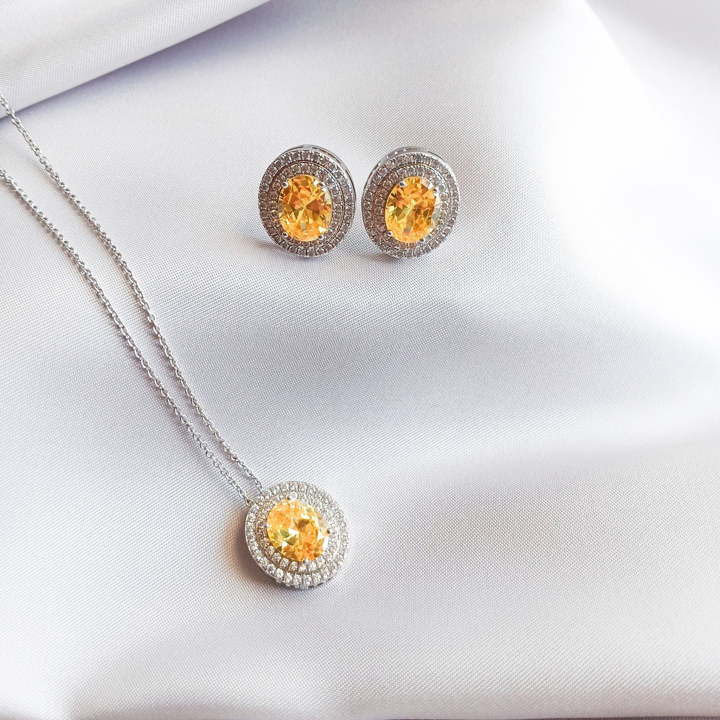 Halo Gemstone / Set - Necklace & Earrings