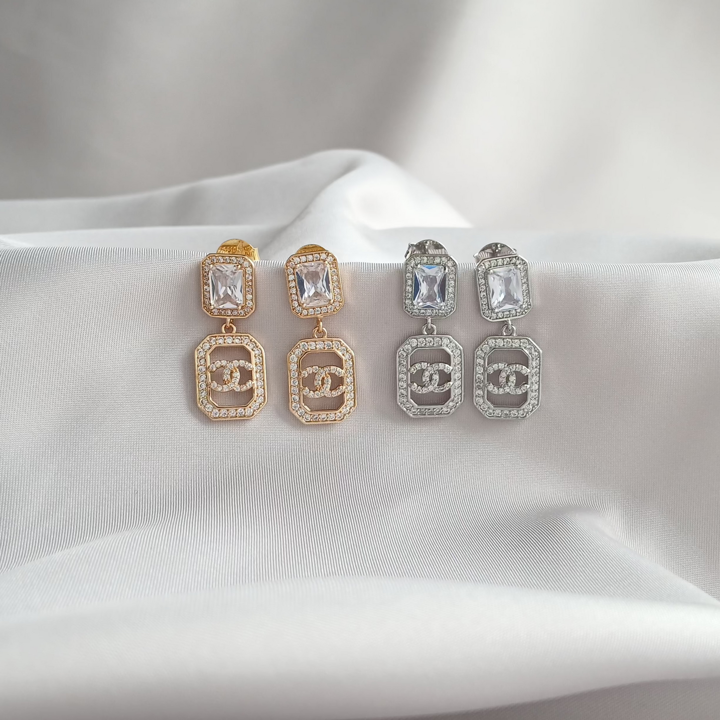 Elegance Icon - Earrings