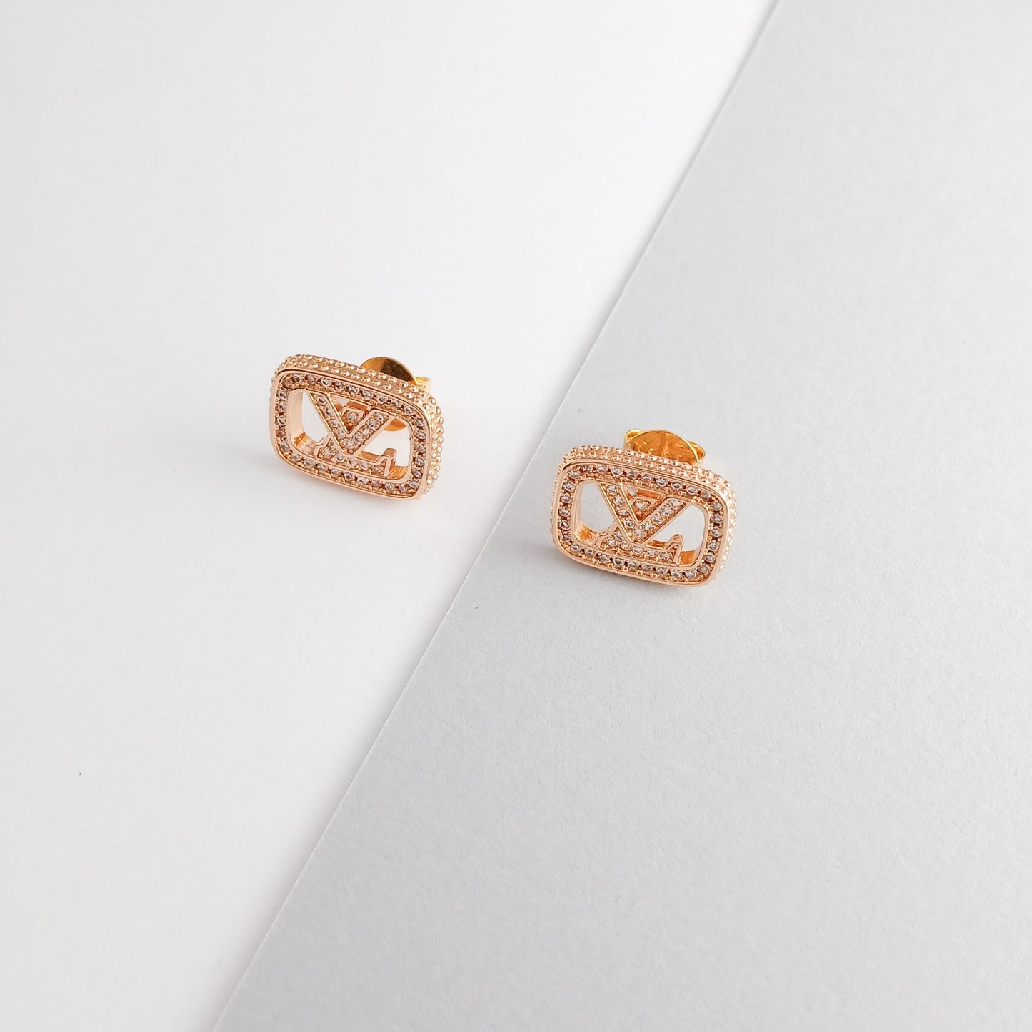 Signature Luxe Studs - Earrings