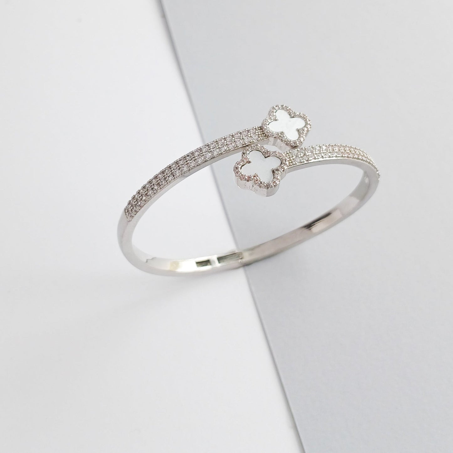 Celeste Clover - Bangle