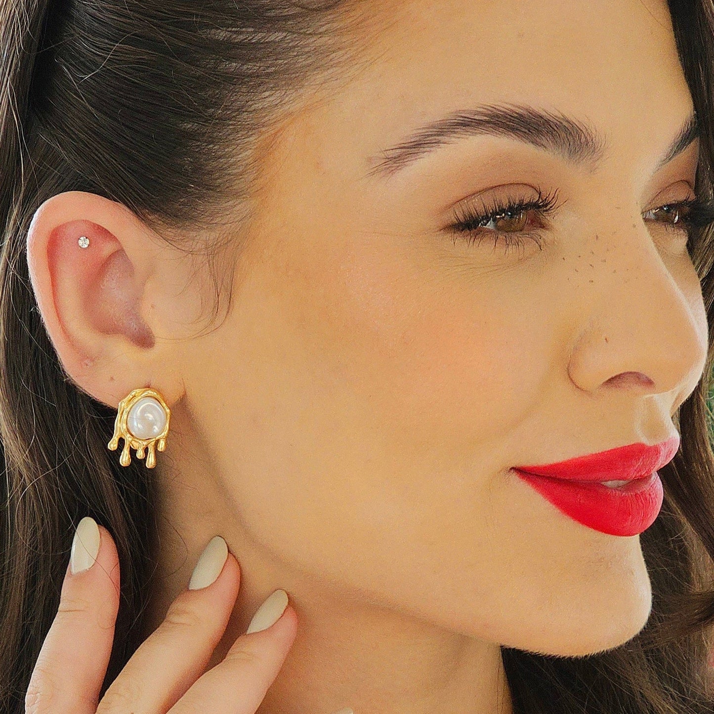 Pendientes de perla fundida