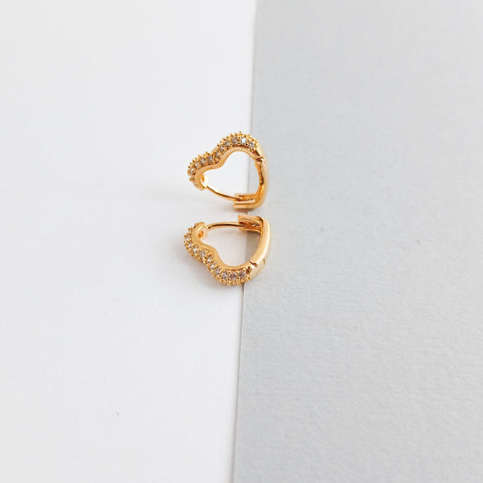 Heart Huggie – Medium