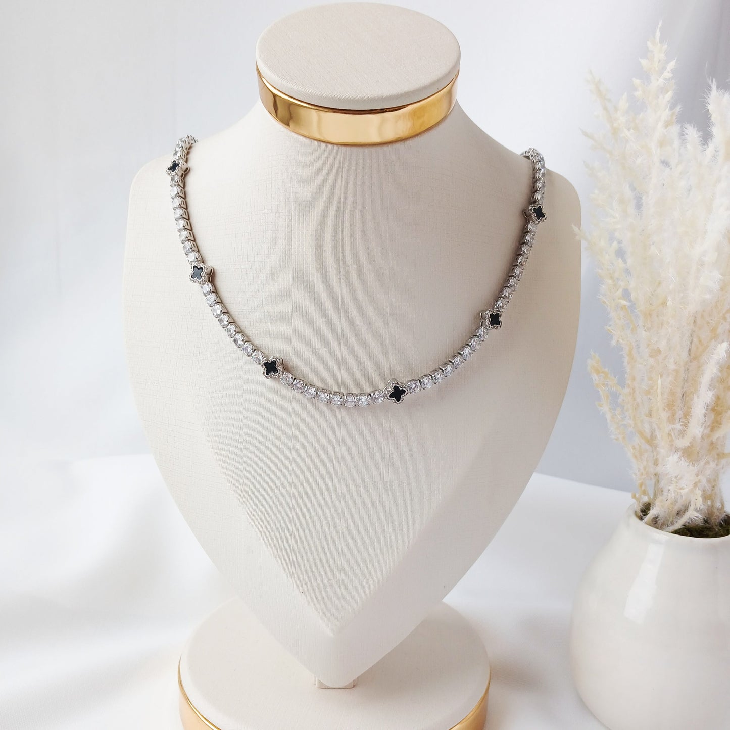 Luxe Clover Riviera - Necklace