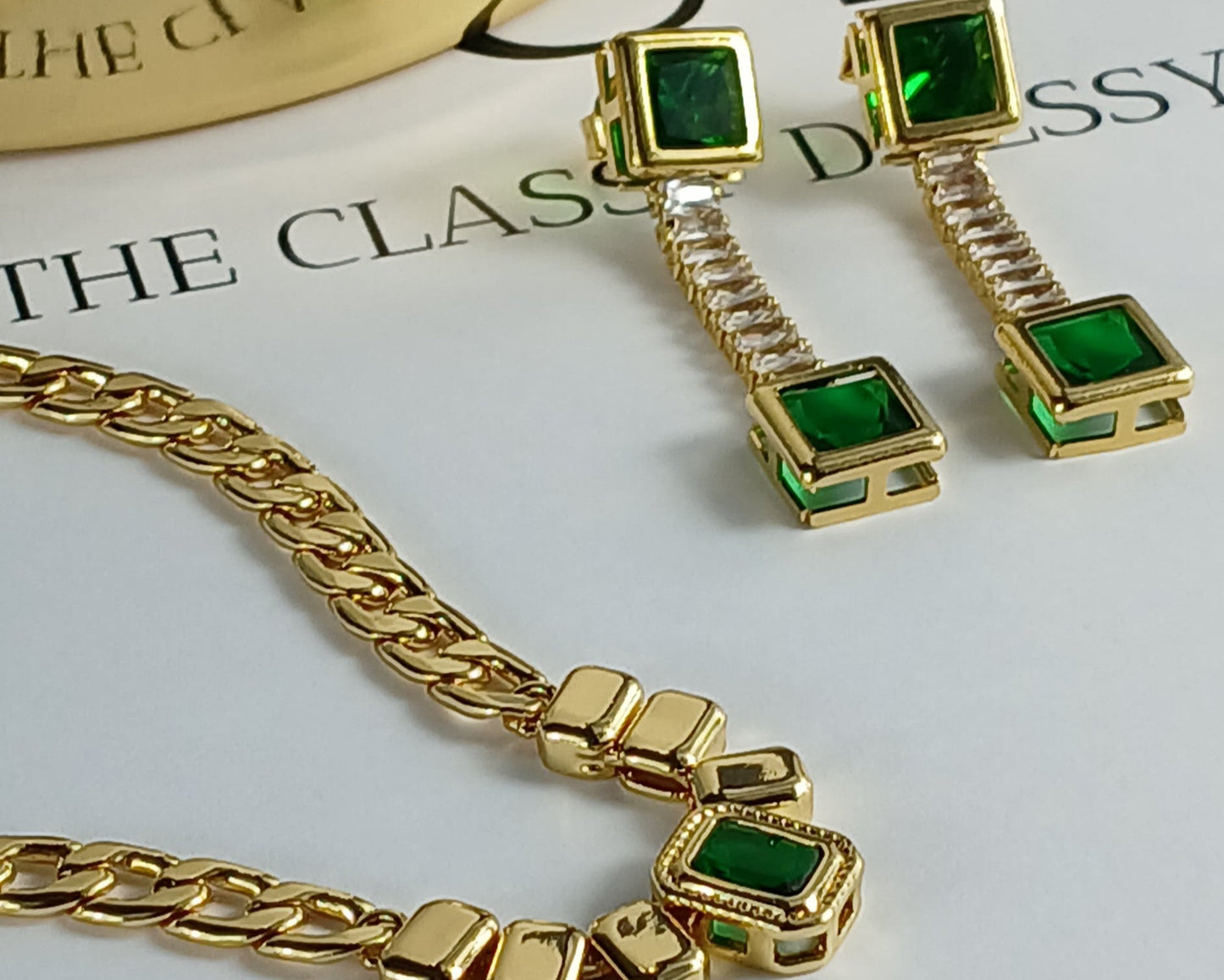 Emerald Radiance / CONJUNTO - Gargantilha e Brincos